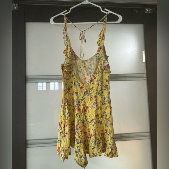 Button down Ruffled Bershka Romper - Picture 2 of 3